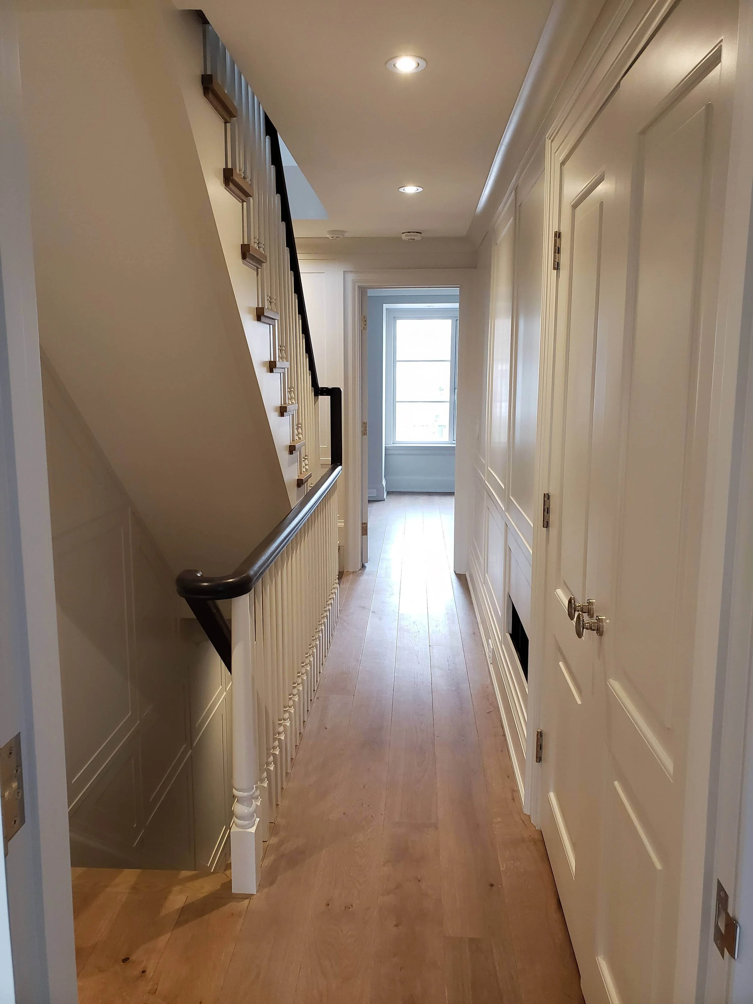 Interior wall and trim painting by Belardi Brothers in a Toronto home